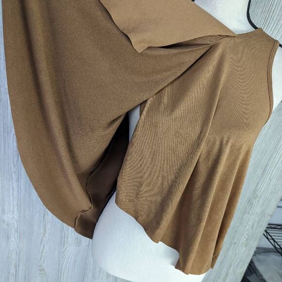 Tyche Women’s Medium Brown Sleeveless Asymmetrical Boho Blouse Top Stretch - Picture 5 of 8